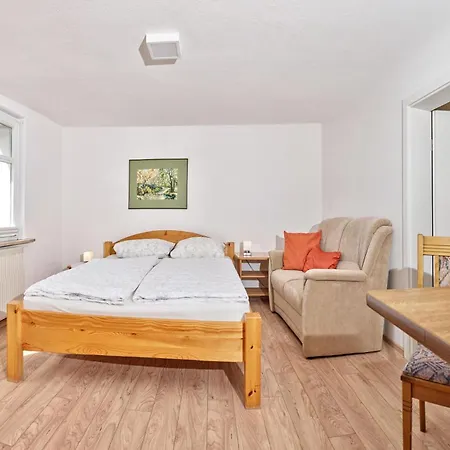 Zum Alten Hauptmann Gasthof 3*